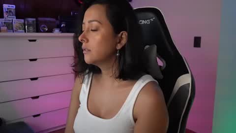 Ana Molly online show from 01/28/25, 10:23