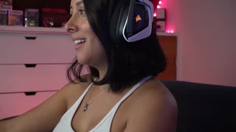 Ana Molly online show from 01/31/25, 10:10