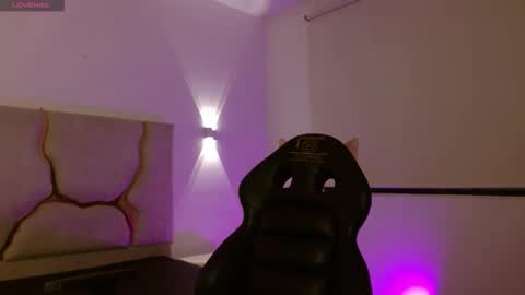 tiny_tay online show from 03/08/26, 11:36