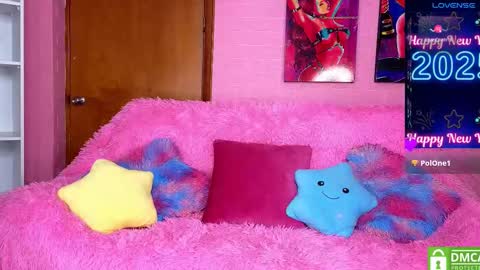 tiny_vixen_ online show from 01/17/25, 05:08