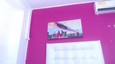 tiny_whore18 online show from 10/07/25, 04:37