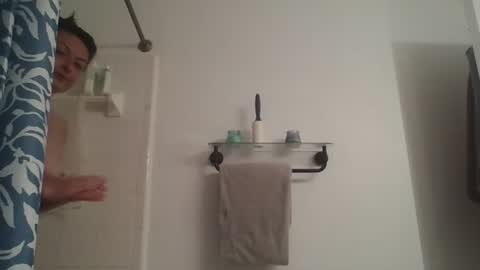 tinyassbossymilf online show from 02/17/26, 01:29