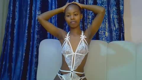 Snapshot of tinybarbie_ chatting on 02/14/26, 03:47 Barbie online show from 02/14/26, 03:47