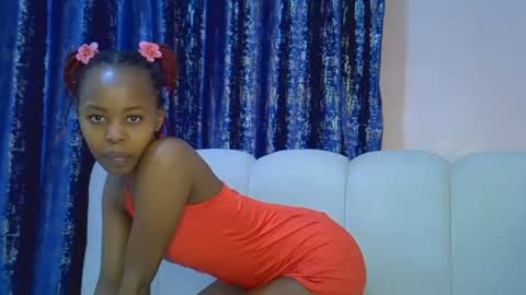 Snapshot of tinybarbie_ chatting on 06/16/26, 04:09 Barbie online show from 06/16/26, 04:09