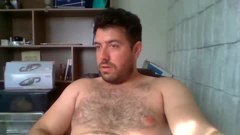 Snapshot of tinycock6129393 chatting on 12/26/24, 07:38 Benja online show from 12/26/24, 07:38