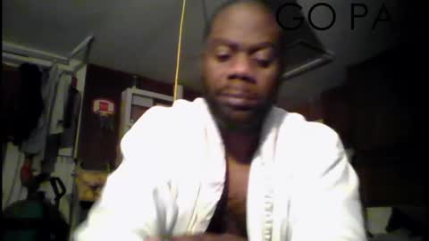 Snapshot of tinycock_1979 chatting on 12/20/24, 09:43 tinycock_1979 online show from 12/20/24, 09:43