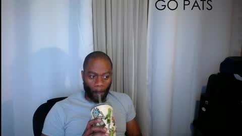 Snapshot of tinycock_1979 chatting on 12/27/24, 12:29 tinycock_1979 online show from 12/27/24, 12:29