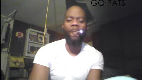 Snapshot of tinycock_1979 chatting on 01/04/25, 03:18 tinycock_1979 online show from 01/04/25, 03:18