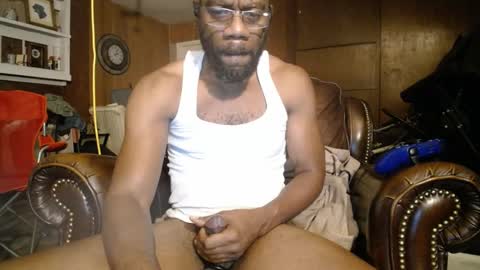 Snapshot of tinycock_1979 chatting on 10/08/25, 06:22 tinycock_1979 online show from 10/08/25, 06:22