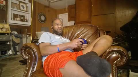 Snapshot of tinycock_1979 chatting on 10/28/25, 06:28 tinycock_1979 online show from 10/28/25, 06:28