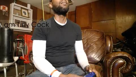 Snapshot of tinycock_1979 chatting on 12/21/25, 10:33 tinycock_1979 online show from 12/21/25, 10:33