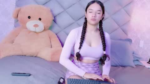 TinyCurlQueen online show from 12/01/25, 07:19