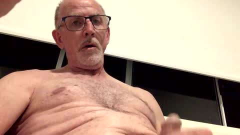 Tiny Jack online show from 02/06/25, 10:37