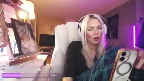 stage Kylie Sinner  brand CLITBAIT online show from 03/10/26, 05:23