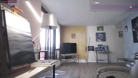Snapshot of tinykylie chatting on 07/11/26, 09:56 stage Kylie Sinner brand CLITBAIT online show from 07/11/26, 09:56
