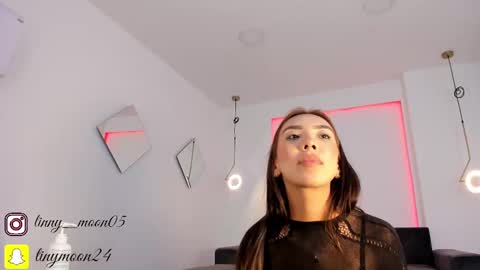 Luna  online show from 02/15/25, 05:17