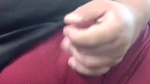 Snapshot of tinypecker6 chatting on 11/03/25, 06:53 tinypecker6 online show from 11/03/25, 06:53