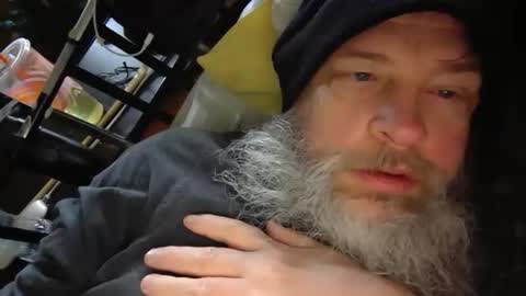 Snapshot of tinytim22992 chatting on 04/25/26, 01:14 tinytim22992 online show from 04/25/26, 01:14