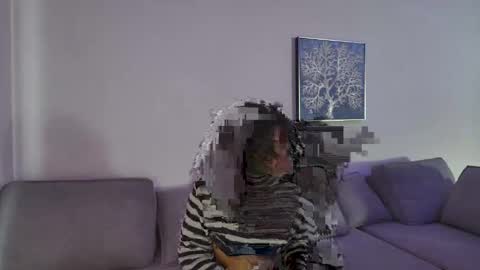 Snapshot of tinytindra chatting on 03/26/26, 05:13 Tindra Tiny online show from 03/26/26, 05:13