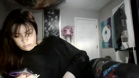 Snapshot of tinytittiexx chatting on 04/20/26, 02:31 tinytittiexx online show from 04/20/26, 02:31