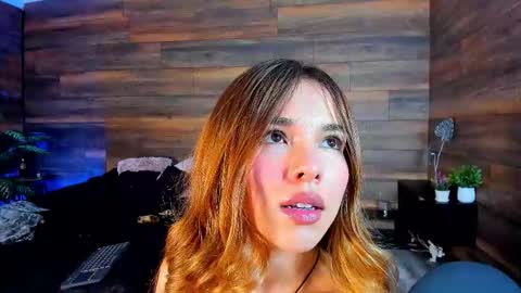 Snapshot of tinyw0nder chatting on 10/29/25, 09:49 Instagram  tinyw0nder online show from 10/29/25, 09:49