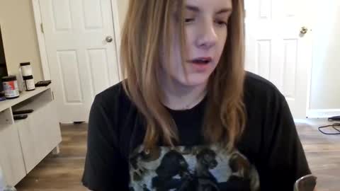 Snapshot of tinywithtiddies chatting on 01/17/26, 05:34 tinywithtiddies online show from 01/17/26, 05:34