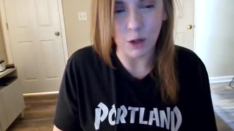 Snapshot of tinywithtiddies chatting on 02/21/26, 01:50 tinywithtiddies online show from 02/21/26, 01:50