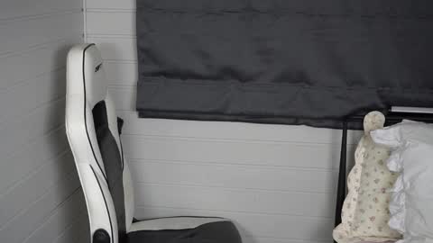 Lili online show from 10/06/25, 06:27