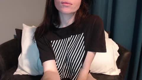 TinyyTina online show from 12/20/24, 11:43