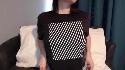 TinyyTina online show from 01/10/25, 07:54