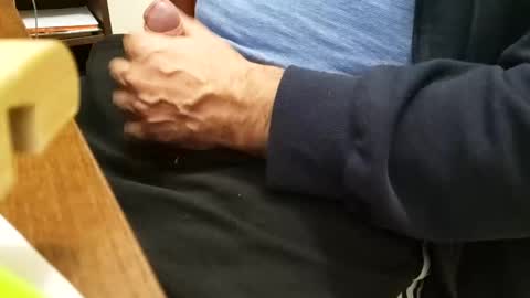 Snapshot of tiobelo chatting on 01/03/25, 11:44 tiobelo online show from 01/03/25, 11:44