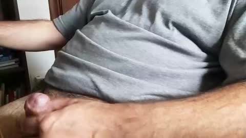 Snapshot of tiobelo chatting on 11/19/25, 10:37 tiobelo online show from 11/19/25, 10:37