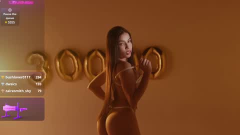 Tiphani Walker online show from 12/18/24, 03:04