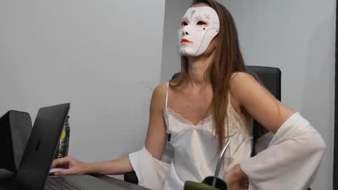 Tinks online show from 02/03/26, 06:00