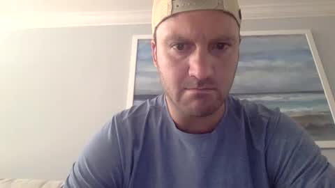 Snapshot of tiptop1088 chatting on 09/18/25, 01:57 tiptop1088 online show from 09/18/25, 01:57