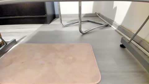 Anna online show from 12/18/24, 06:35