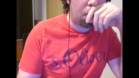 Snapshot of tirolerboy27 chatting on 02/05/25, 03:52 Tirolerboy27 online show from 02/05/25, 03:52