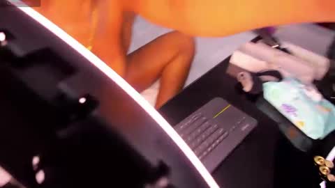 Snapshot of tisha_cole chatting on 02/02/25, 04:54 Tisha online show from 02/02/25, 04:54