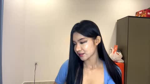 Snapshot of tishascaife chatting on 03/15/26, 09:37 Xiao wu online show from 03/15/26, 09:37