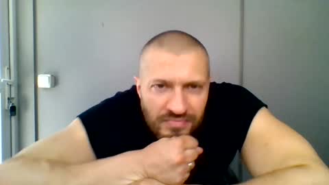 Snapshot of titan_heart chatting on 06/24/26, 07:29 titan_heart online show from 06/24/26, 07:29
