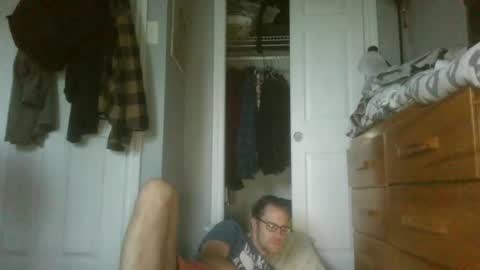 Snapshot of titlovercums chatting on 06/17/26, 10:06 titlovercums online show from 06/17/26, 10:06