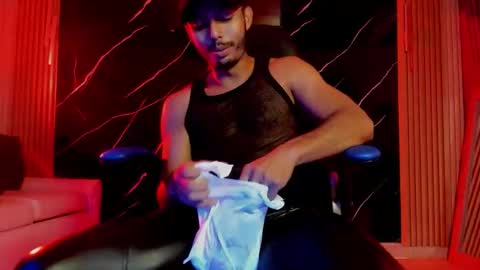 titobell10 online show from 05/25/26, 11:38