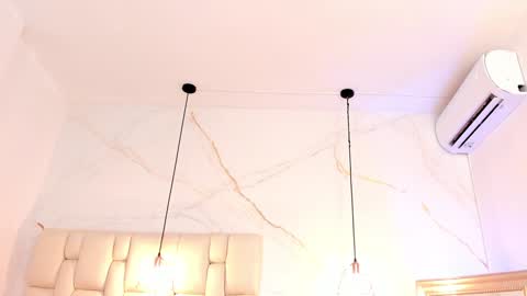 Tivizay online show from 01/21/25, 02:48