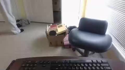 Snapshot of tj526316275 chatting on 03/18/26, 04:43 tj526316275 online show from 03/18/26, 04:43