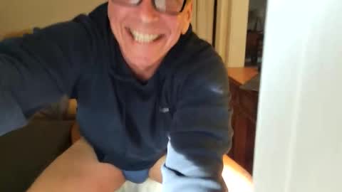 Snapshot of tjstanley1 chatting on 11/06/25, 09:15 Joe online show from 11/06/25, 09:15