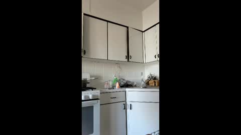 Snapshot of tjstanley1 chatting on 01/12/26, 03:39 Joe online show from 01/12/26, 03:39