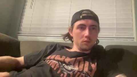 Snapshot of tlayne410 chatting on 02/19/25, 11:38 tlayne410 online show from 02/19/25, 11:38