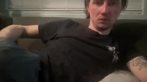 Snapshot of tlayne410 chatting on 03/05/25, 08:43 tlayne410 online show from 03/05/25, 08:43