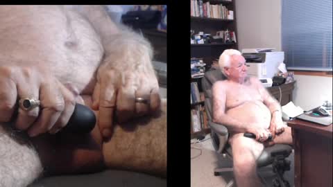 Snapshot of tlc_dude chatting on 04/17/26, 06:49 TLC dude online show from 04/17/26, 06:49