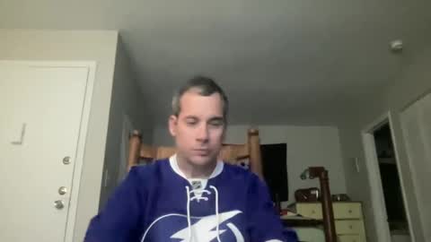 Snapshot of tleigh24 chatting on 01/15/25, 12:51 tleigh24 online show from 01/15/25, 12:51